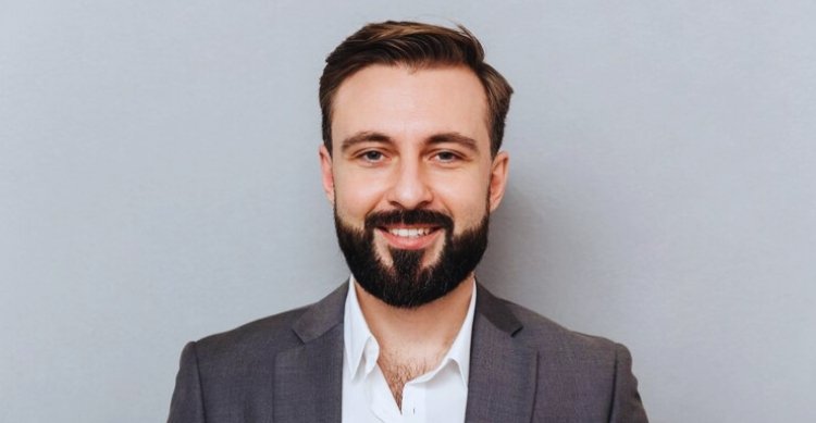 What Defines Male Professional Headshot Photography