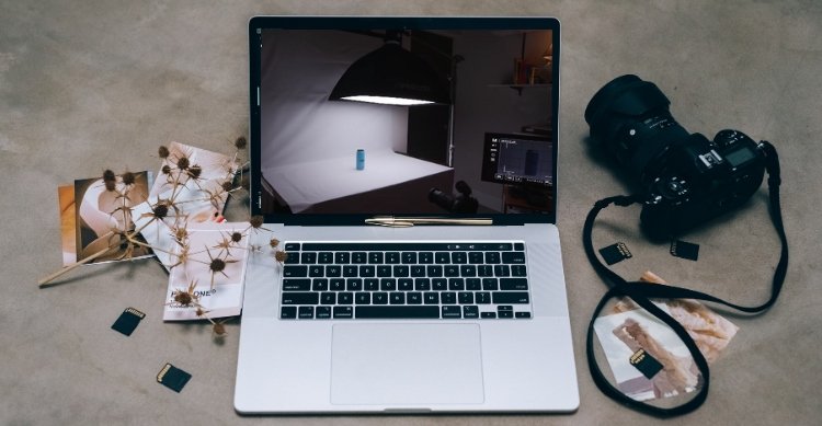 What is the Equipment Required for E-Commerce Photography