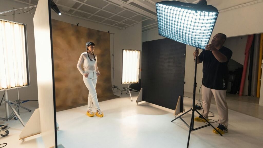 Pose Ideas for Photography